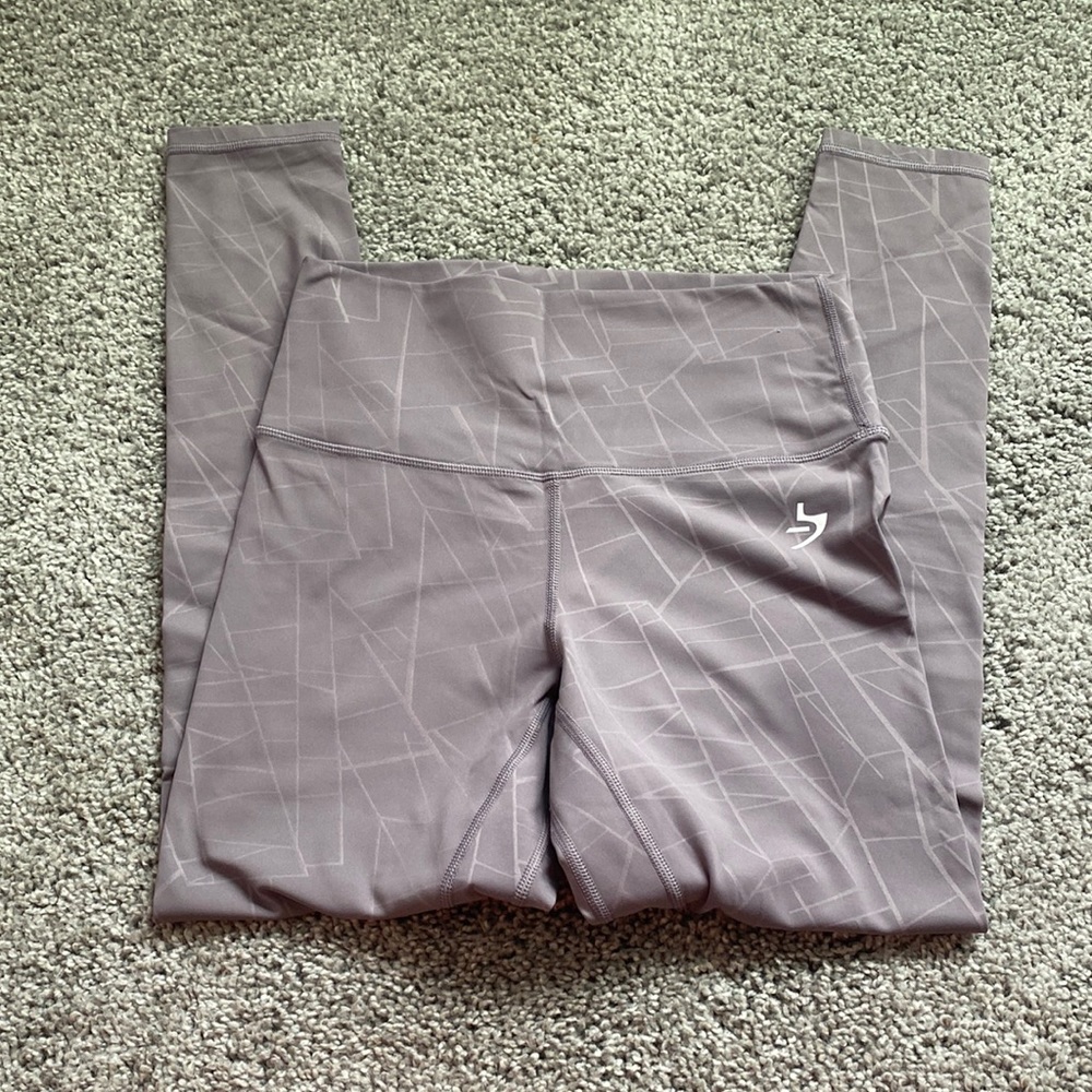 High-Waist Gray Geometric Leggings